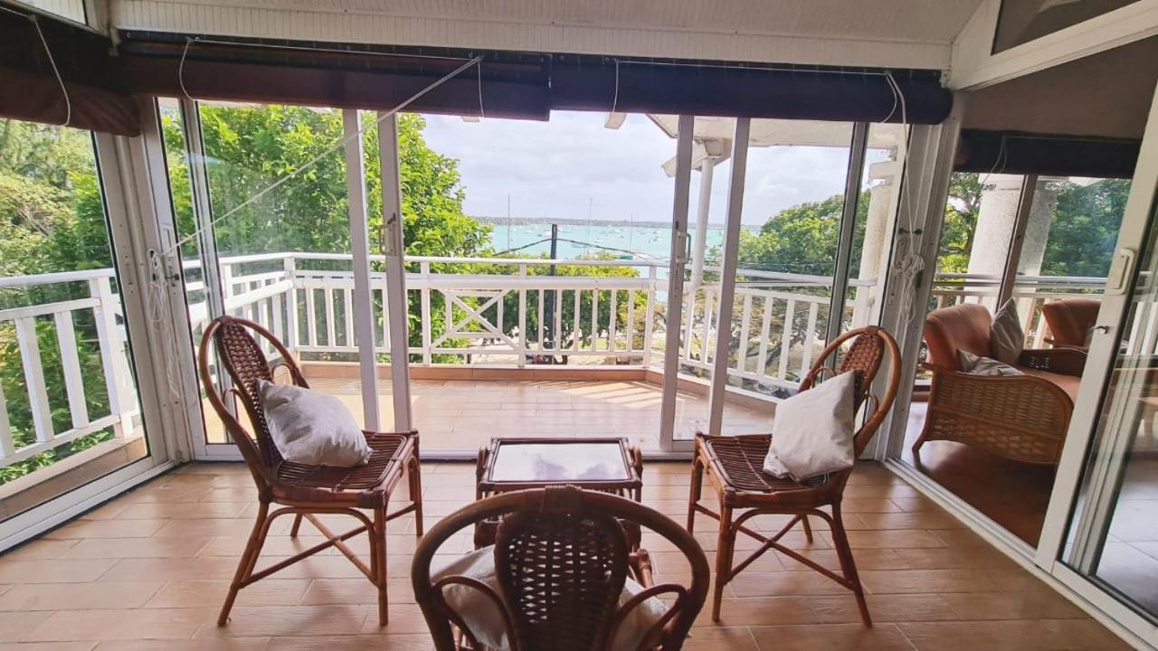 Beachfront Penthouse With Panoramic Ocean View Grand Baie Esterno foto